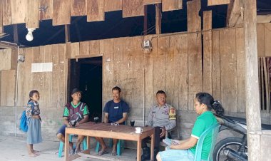 Bhabinkamtibmas-Kecamatan-Ruteng-Sambangi-Warga-Desa-Beo-Rahong-dan-Berikan-Himbauan-Penting