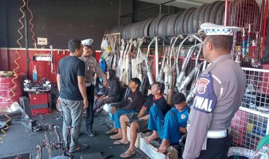 Patroli-KRYD,-Pamturlalin,-Dan-Himbauan-Kamseltibcar-Lantas-Di-Sekitar-Kota-Ruteng