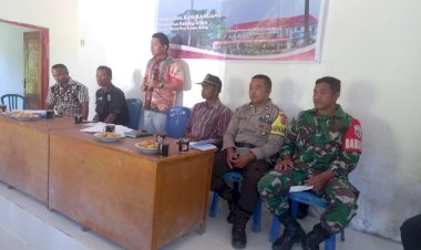 Bhabinkamtibmas-hadiri-Rapat-Musrenbangdes-dan-Sosialisasi-Kamtibmas-di-Desa-Bangka-Ruang