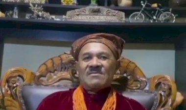 Raja-Amfoang-Robby-G.-Manoh,-Himbau-Masyarakat-NTT-:-Mari-Kita-Jaga-Persatuan-dan-Kedamaian-Pasca-Pemilu.-