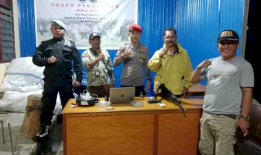 Kasikum-Polres-Manggarai-Lakukan-Pengecekan-Personel-Pengamanan-di-Bawaslu-Kabupaten-Manggarai