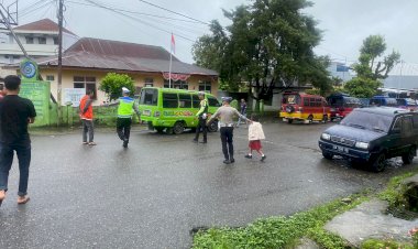 Patroli-KRYD,-Pamturlalin,-dan-Himbauan-Kamseltibcar-Lantas-di-Kota-Ruteng