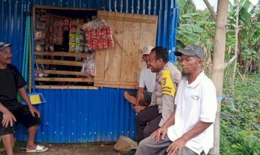 BRIPKA-Fransiskus-X.N.-Janggur-Sambangi-Warga-dan-sampaikan-Himbauan-Kamtibmas