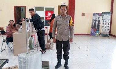 KP3-Udara-Frans-Sales-Lega-Ruteng-Amankan-Kedatangan-dan-Keberangkatan-Pesawat