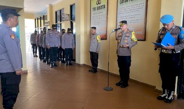 Kapolres-Manggarai-Pimpin-Apel-Pagi:-Dorong-Profesionalisme,-Solidaritas-dan-Soliditas.