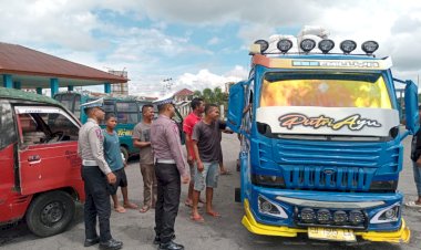 Jelang-Mudik-Lebaran,-Satuan-Lalu-Lintas-Polres-Manggarai-Lakukan-Patroli-KRYD,-Pamturlalin,-dan-Himbauan-Kamseltibcar-Lantas-di-Seputaran-Kota-Ruteng