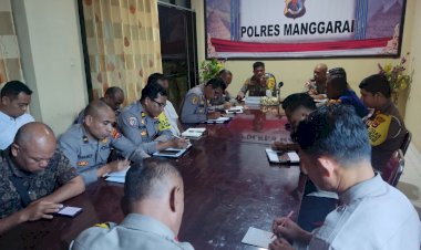 Kapolres-Manggarai-Sampaikan-Arahan-Penting-dalam-Rapat-Anev-Mingguan