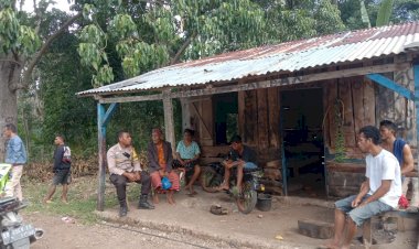 BRIPKA-Arsel-Liunima,-Bhabinkamtibmas-Satar-Mese-Barat--Berikan-Sosialisasi-Penting-cegah-TPPO-kepada-Warga-Desa-Satar-Luju