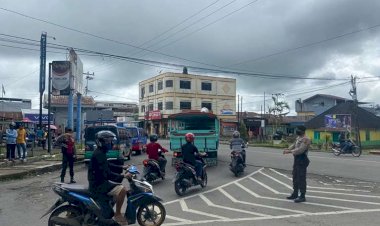 Patroli-Rutin-Sat-Sabhara-Polres-Manggarai-Tingkatkan-Stabilitas-Kamtibmas--di--Ruteng