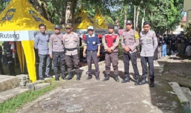 Polres-Manggarai-Terjukan-Personel-Pengamanan-Upacara-Pembukaan-Turnamen-Universitas-Katolik-Indonesia-Ruteng.