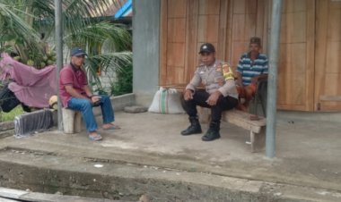 Bhabinkamtibmas-BRIPKA-Arsel-Liunima-Beri-Himbauan-Penting-kepada-Warga-Kalo,-Desa-Cambir-Leca