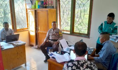 Bhabinkamtibmas-Sosialisasi-dan-Pencegahan-TPPO,-HPR,-dan-Kenakalan-Remaja-di-Desa-Bangka-Ruang