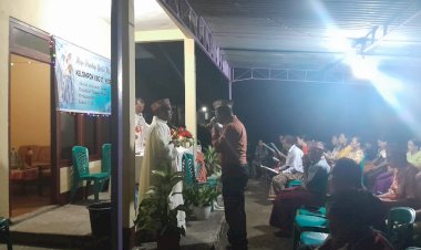 Misa-Penutupan-Bulan-Maria-dan-Pemberkatan-Kantor-Polsek-Satarmese-Berlangsung-Khidmat