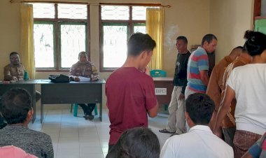Bhabinkamtibmas-Kecamatan-Rahong-Utara-Gelar-Kegiatan-Sambang-dan-Himbauan-Kamtibmas-di-Desa-Buar