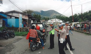 Patroli-KRYD,-Pamturlalin,-dan-Himbauan-Kamseltibcar-Lantas-di-Sekitar-Kota-Ruteng