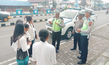 Satuan-Lalu-Lintas-Lakukan-Patroli-dan-Himbauan-untuk-Tingkatkan-Kesadaran-Berlalu-Lintas-di-Kota-Ruteng