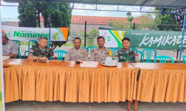 Pengamanan-Pembukaan-Gerakan-Pangan-Murah-(GMP)-oleh-Bhabinkamtibmas-dan-Babinsa-di-Kecamatan-Langke-Rembong