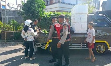 Patroli-Dialogis-Sat.-Samapta-Polres-Manggarai:-Meningkatkan-Situasi-Kamtibmas-yang-Kondusif-di-Kota-Ruteng