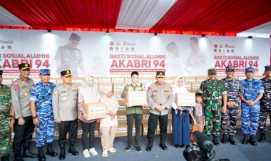 Bakti-Sosial-Dan-Bakti-Kesehatan-Dalam-Rangka-30-Tahun-Pengabdian-AKABRI-1994-Bertemakan-Bagimu-Negeri-Jiwa-Raga-Kami