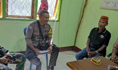 Bhabinkamtibmas-Kec.-Wae-Ri'i-Laksanakan-Giat-Sambang-dan-Patroli-di-Kantor-Desa-Compang-Ndehes