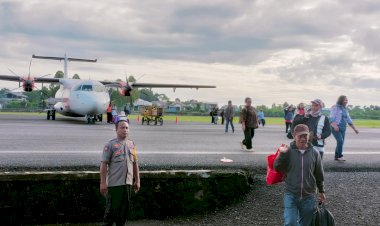 Pengamanan-oleh-KP3-Udara-Frans-Sales-Lega-Ruteng-Pastikan-Keamanan-dan-Kelancaran-Transportasi-Udara