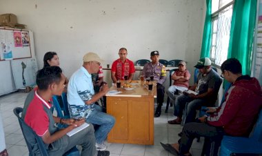 Bhabinkamtibmas-Langke-Rembong-Dukung-Kegiatan-Menyambut-HUT-Kemerdekaan-RI-di-Kelurahan-Pau