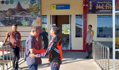 KP3-Udara-Laksanakan-Tugas-Pengamanan-aktifitas-Transportasi-Udara-di-bandara-Frans-Sales-Lega,-Ruteng.