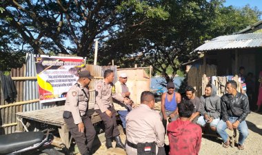 Polsek-Reo-Gelar-Jumat-Curhat-Bersama-Warga-Kampung-Nanga,-Kelurahan-Reo,-Kecamatan-Reok