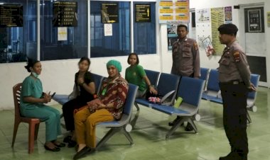 Polsek-Satarmese-Laksanakan-Patroli-Malam,-Fokus-Pada-Keamanan-di-Puskesmas-Iteng