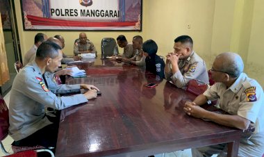 Tingkatkan-Kinerja,-Waka-Polres-Manggarai-pimpin-Rapat-Anev-Siwas,-Sikum,-Si-Humas,-Dokes,-dan-TIK-di-Polres-Manggarai