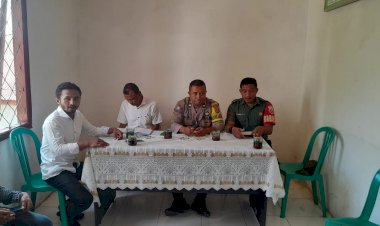 Bhabinkamtibmas-dan-Babinsa-Hadiri-Sosialisasi-Program-Pembangunan-di-Desa-Dimpong