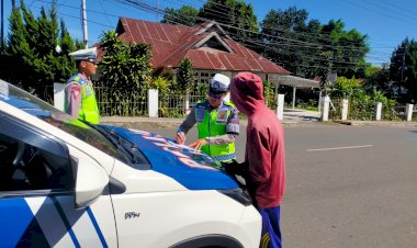 Hari-Kedua-Operasi-Patuh-Turangga-2024-di-Wilayah-Hukum-Polres-Manggarai