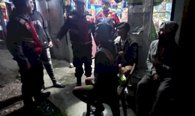 Anggota-Samapta-Polres-Manggarai-Laksanakan-Patroli-Perintis-Presisi-di-Kota-Ruteng