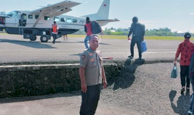 KP3-Udara-Lakukan-Pengamanan-Terhadap-Pesawat-di-Bandara-Frans-Sales-Lega-Ruteng