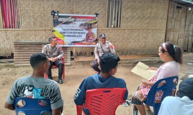 Polsek-Reo-Gelar-Program-Jumat-Curhat-Bersama-Warga-Kelurahan-Baru