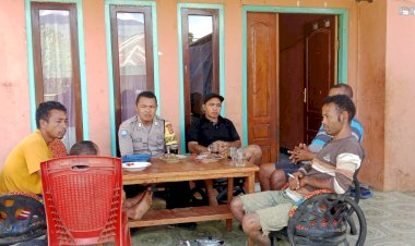 Sambang-dan-Patroli-Bhabinkamtibmas-Kecamatan-Wae-Ri'i-di-Desa-Bangka-Kenda
