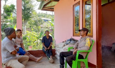 Patroli-dan-Sambang-Bhabinkamtibmas-di-Kec.-Rahong-Utara,-Bantu-Warga-Hadapi-Ancaman-Keamanan