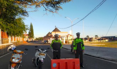 CAR-FREE-DAY-RUTENG:-Sat-Lantas-Polres-Manggarai-Laksanakan-Rekayasa-Lalu-Lintas