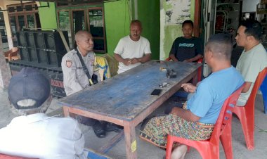 Himbauan-Kamtibmas-dan-Pilkada-Damai-oleh-Bhabinkamtibmas-Kec.-Reok-Barat