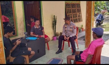 Kanit-Binpolmas,-Sat.-Binmas-Polres-Manggarai-Aipda-Fransiskus-S.-Maja-Sambangi-Warga-untuk-Pencegahan-TPPO