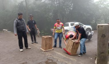 Kapolres-Manggarai-Pimpin-Aksi-Bakti-Sosial-Bersama-MMC-di-Wae-Rebo