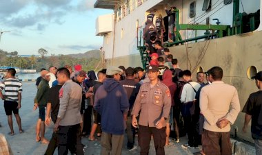 KP3-Laut-:-Pengamanan-Kapal-Penumpang-di-Pelabuhan-Laut-Reo-Berjalan-Lancar