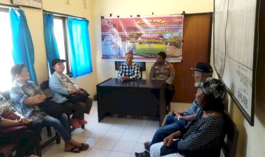Polsek-Cibal-Gelar-Jumat-Curhat-Bersama-Masyarakat-Desa-Nenu