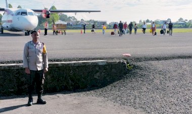 KP3-Udara-Lakukan-Pengamanan--di-Bandar-Udara-Frans-Sales-Lega-Ruteng