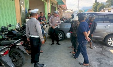 Sat.-Lantas-Polres-Manggarai-Gelar-Patroli-KRYD,-Pamturlalin,-dan-Himbauan-Kamseltibcarlantas-di-Ruteng