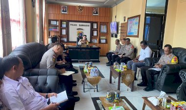 Kapolres-Manggarai-Pimpin-Rapat-Anev-Mingguan-Polres-Manggarai