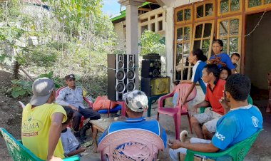 Patroli-dan-Sambang-Bhabinkamtibmas,-Cegah-TPPO-dan-Himbauan-Pilkada-Damai.