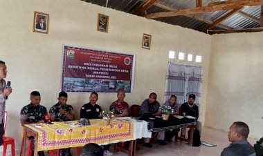 Himbauan-Pilkada-Damai-oleh-Bhabinkamtibmas-kec.-Ruteng-AIPDA-Arkadius-M.-Arno