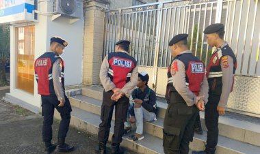 Jaga-Situasi-Kamtibmas,-Sat.-Samapta-Polres-Manggarai-Gelar-Patroli-Dialogis-di-Kota-Ruteng