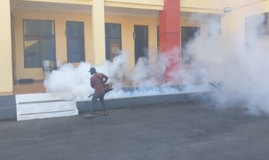 Polres-Manggarai-dan-Asrama-Difoging,-Upaya-Bersama-Cegah-Penyebaran-Nyamuk-Aedes-Aegypti